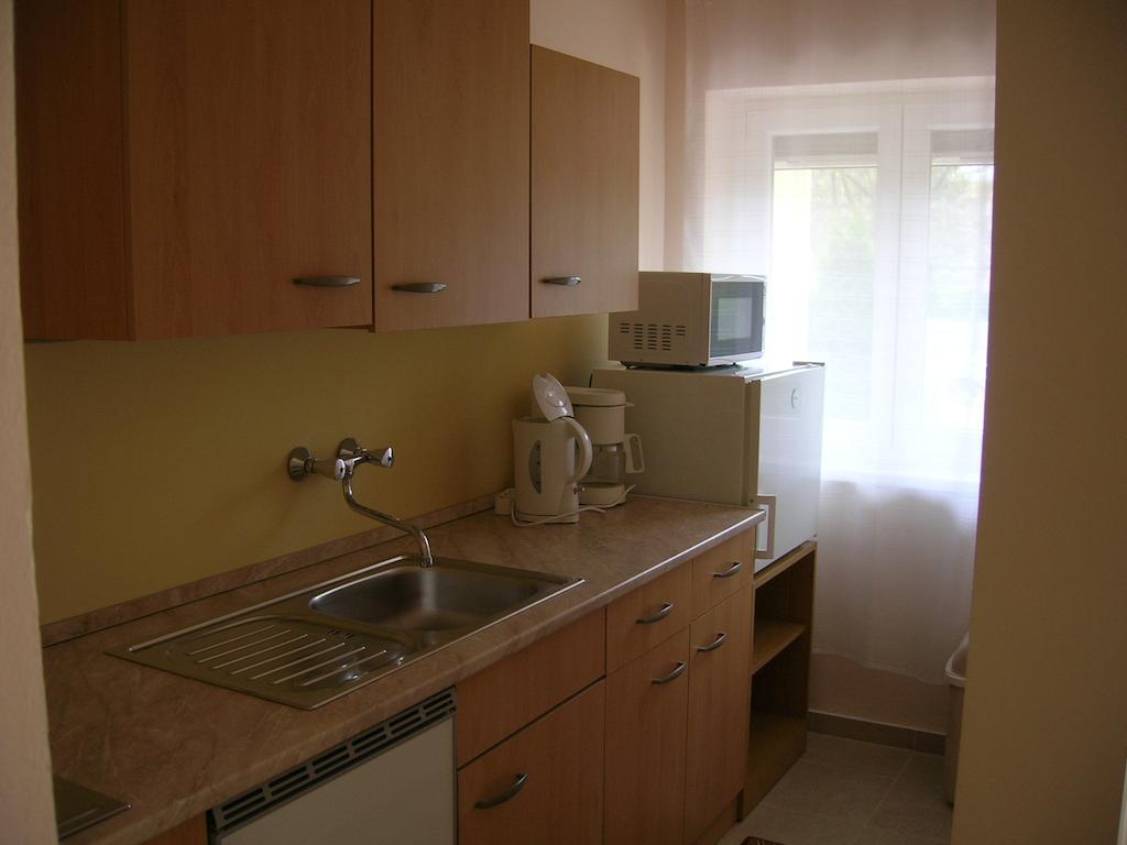 Margitapartman Buk Room photo